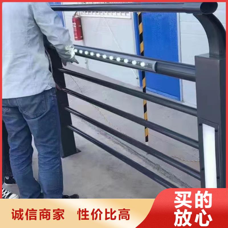 灯光护栏钢板立柱精工打造