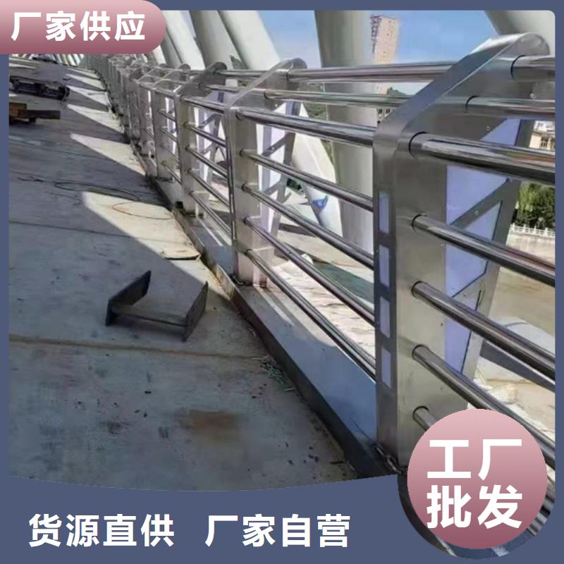 灯光护栏钢板立柱精工打造