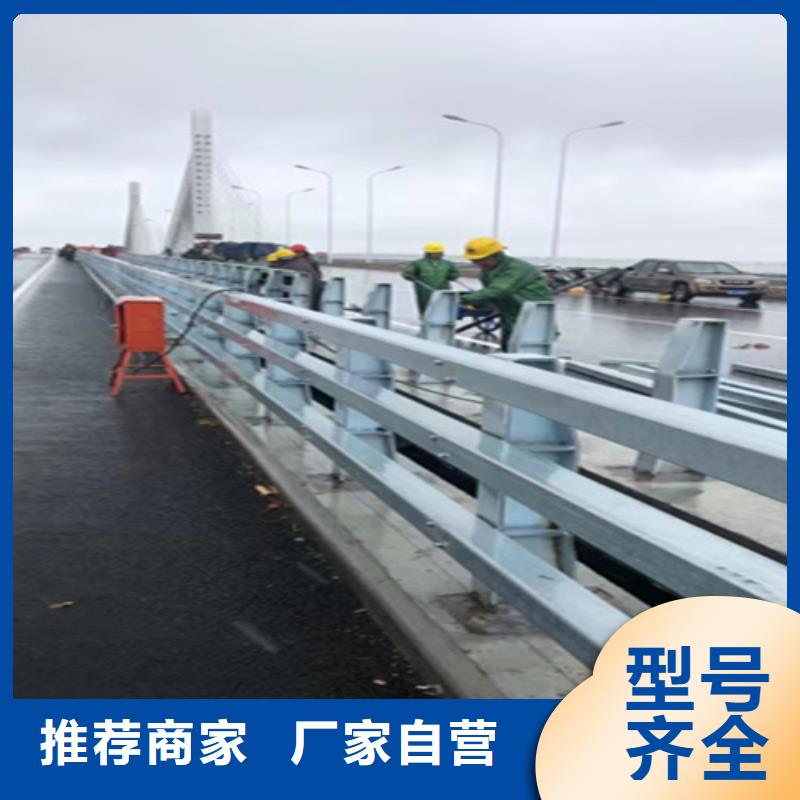 桥梁中央防撞护栏一米多少钱