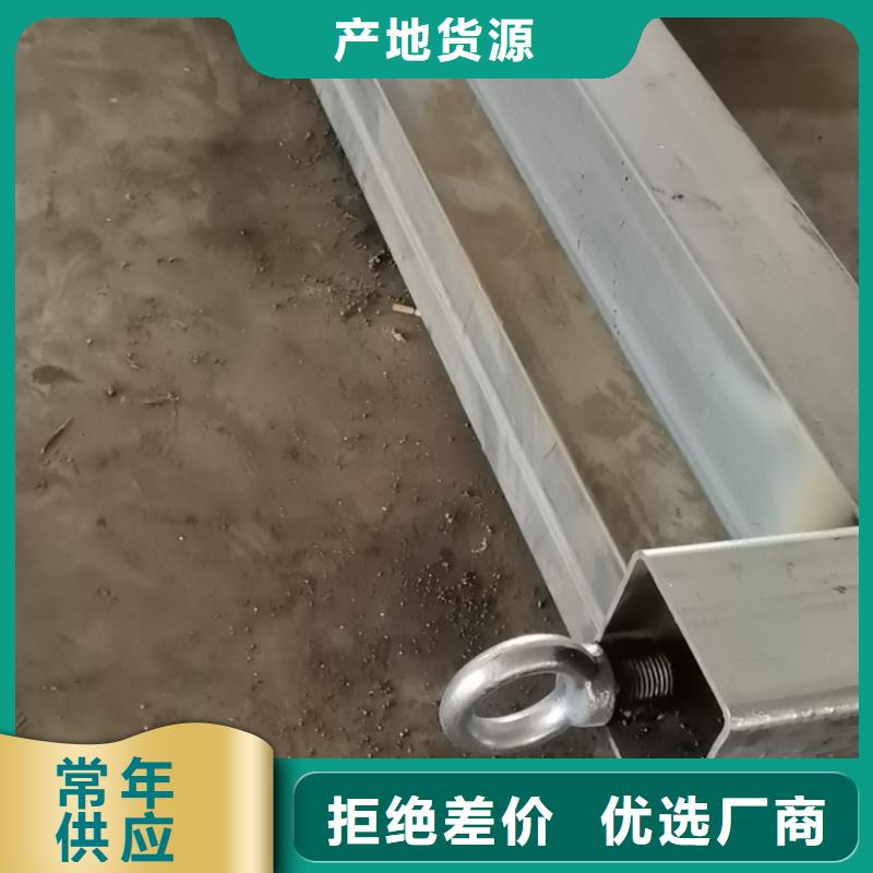 
发光不锈钢精神堡垒
按需定制