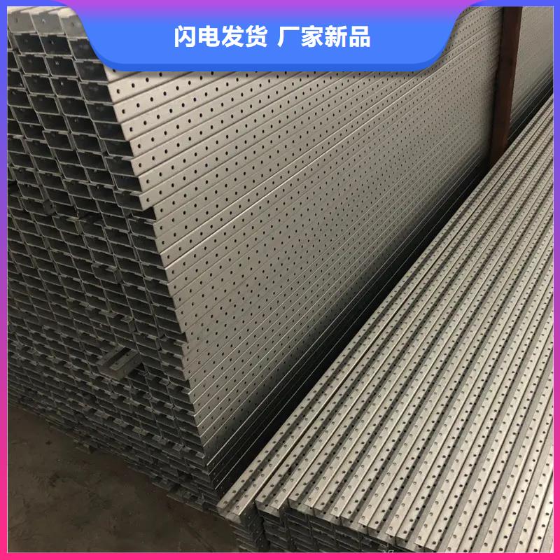 可定制的东广C型材结构电抗柜实体厂家
