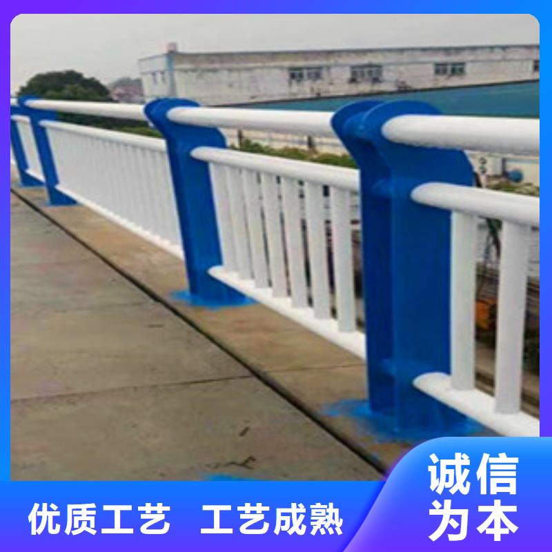 不锈钢复合管护栏镀锌喷塑钢板立柱物美价优
